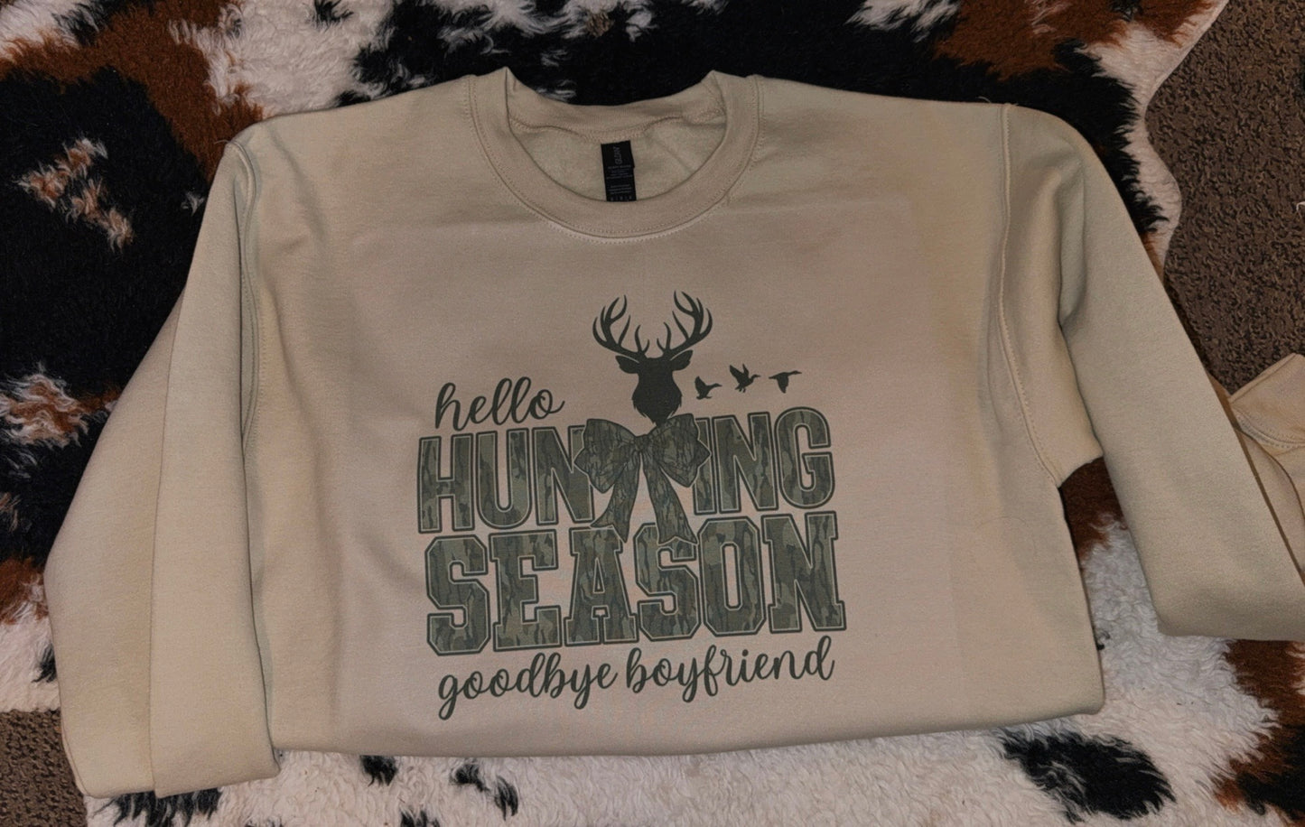 Hello Hunting, Goodbye Boyfriend