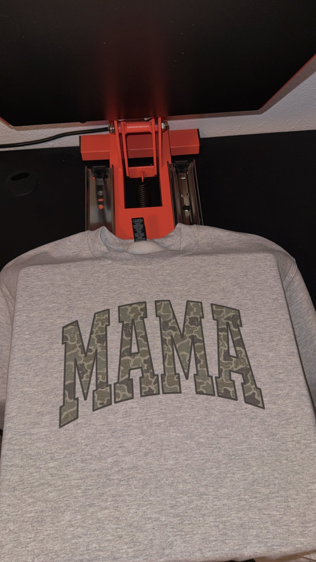 MAMA Camo