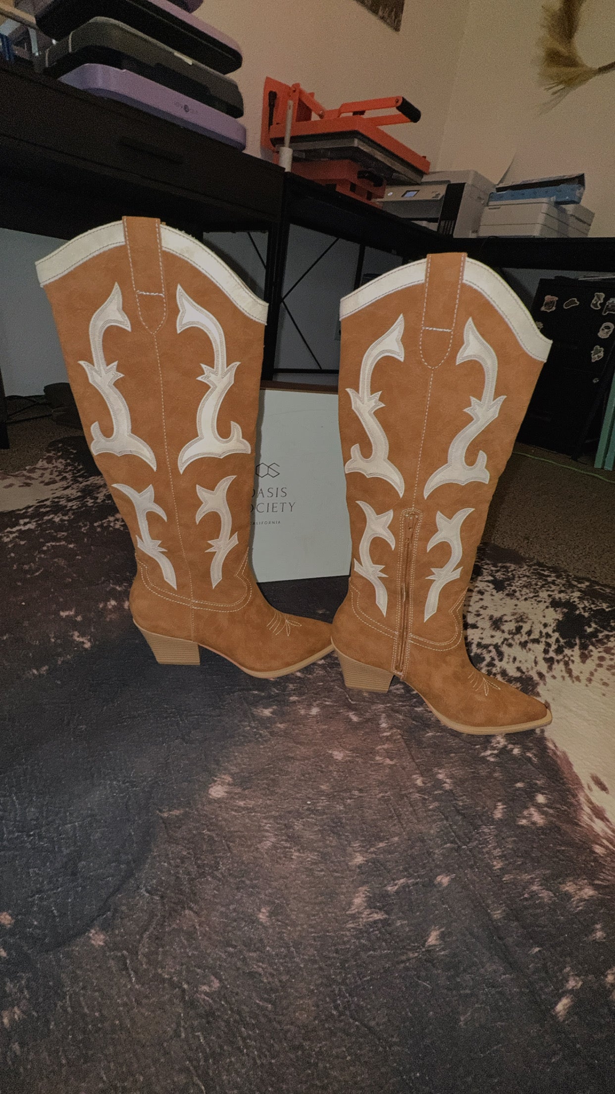 ADORABLE Boots LAST PAIR